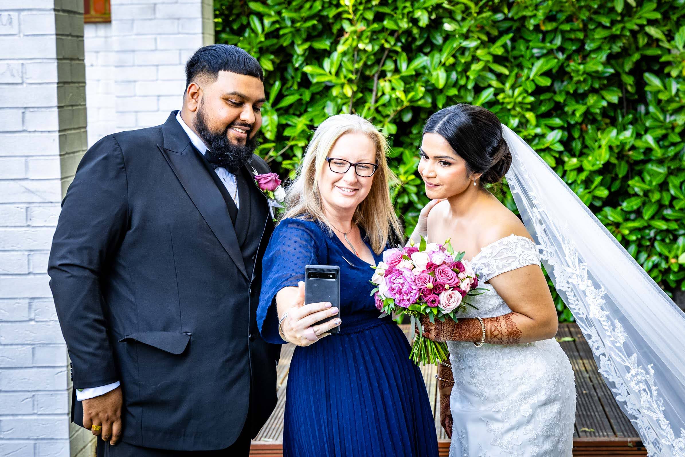 Deb Reed Celebrant Colchester Essex, officiating at the wedding of Selena & Jason.